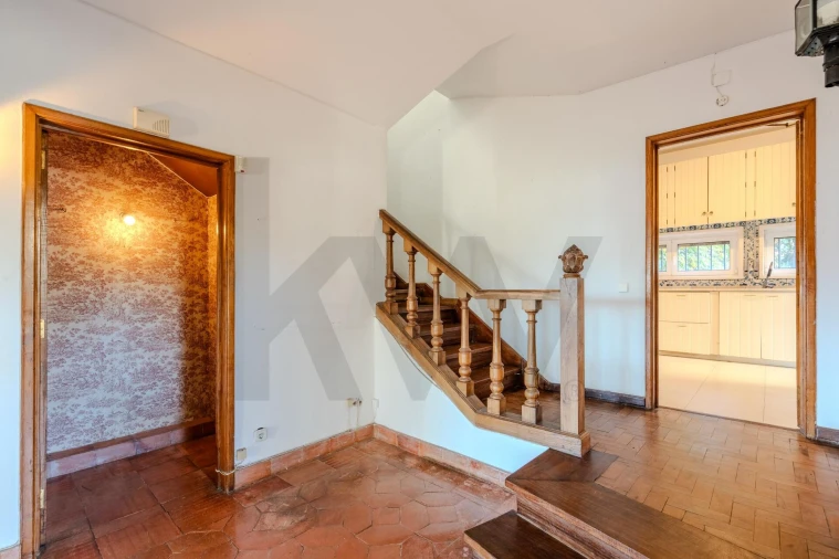 Moradia T5 para Venda em Algés, Linda-A-Velha e Cruz Quebrada-Dafundo Foto 12