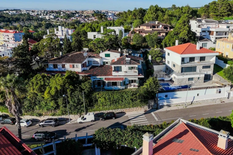 Moradia T5 para Venda em Algés, Linda-A-Velha e Cruz Quebrada-Dafundo Foto 31