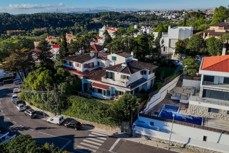 Moradia T5 para Venda em Algés, Linda-A-Velha e Cruz Quebrada-Dafundo Foto 35