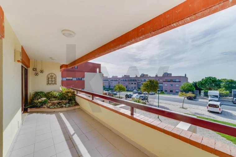 Apartamento T3 para Arrendamento em Oeiras e São Julião da Barra, Paço de Arcos e Caxias Foto 9