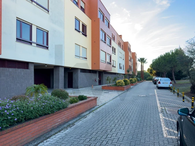 Apartamento T3 para Arrendamento em Oeiras e São Julião da Barra, Paço de Arcos e Caxias Foto 33