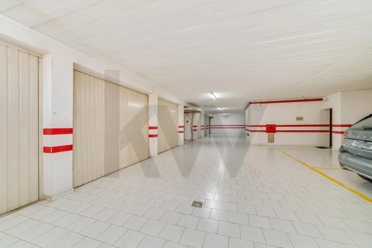 Apartamento T3 para Arrendamento em Oeiras e São Julião da Barra, Paço de Arcos e Caxias Foto 30