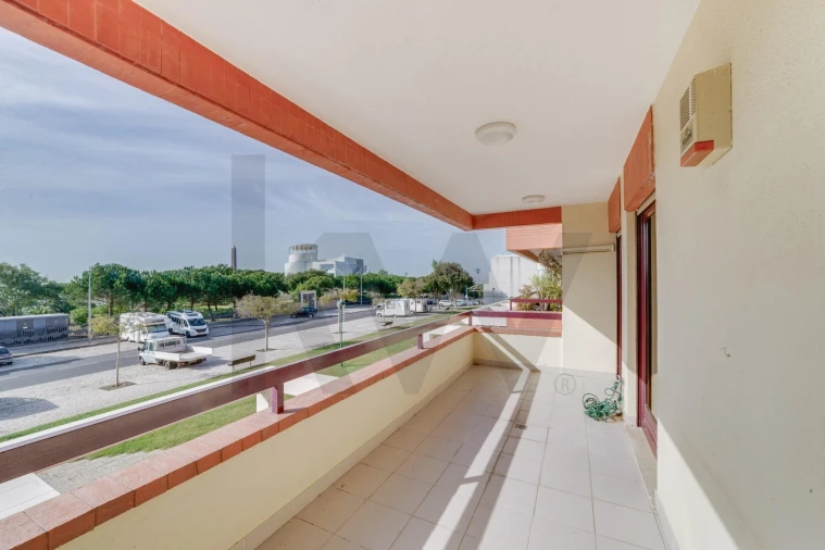 Apartamento T3 para Arrendamento em Oeiras e São Julião da Barra, Paço de Arcos e Caxias Foto 8