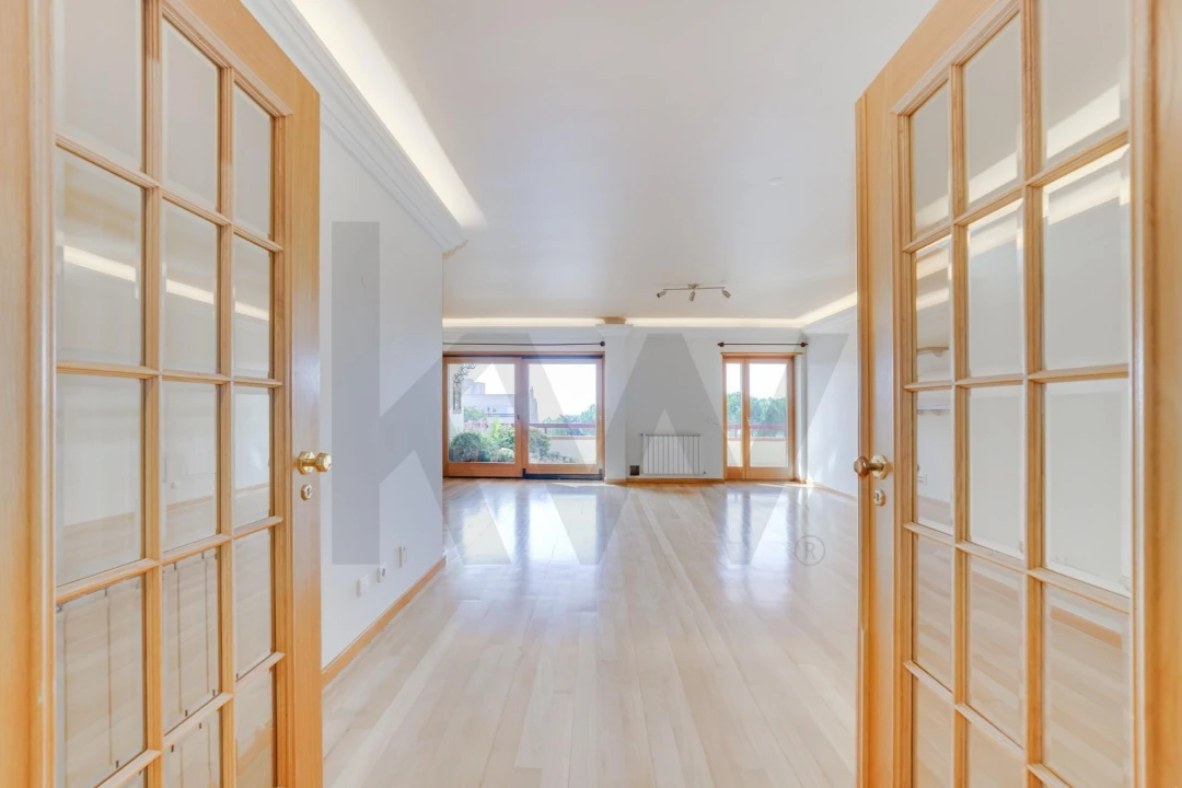 Apartamento T3 para Arrendamento em Oeiras e São Julião da Barra, Paço de Arcos e Caxias Foto 5