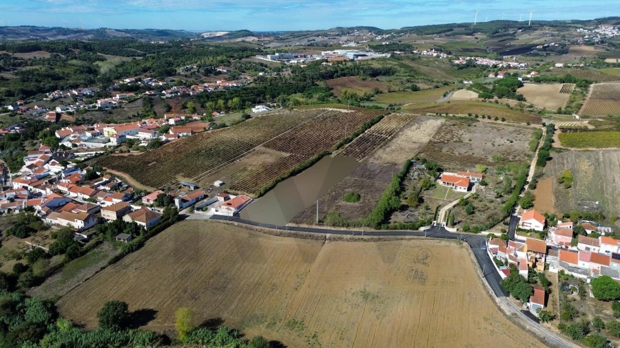 Terreno para Venda em Carvoeira e Carmões Foto 9