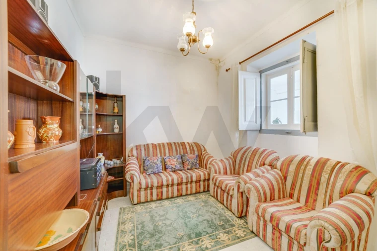 Moradia T4 para Venda em Messejana Foto 9