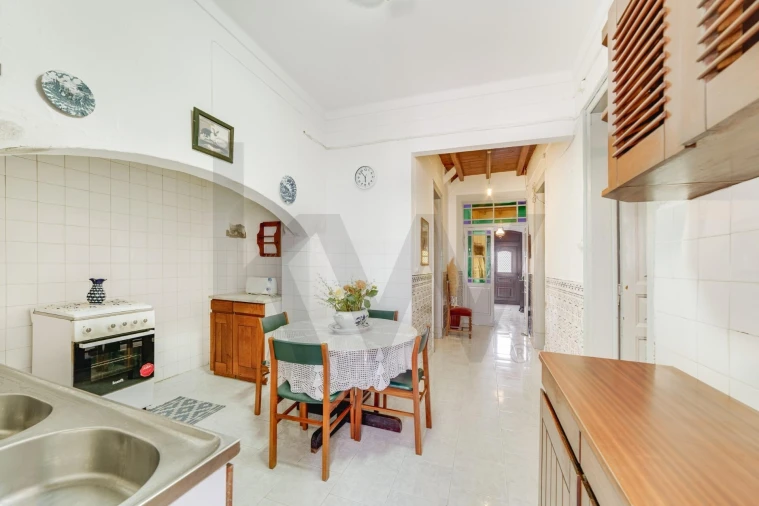 Moradia T4 para Venda em Messejana Foto 10