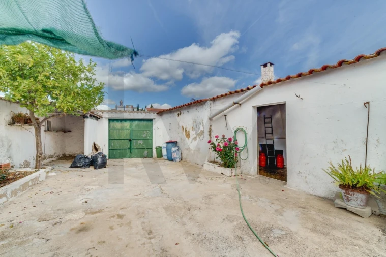 Moradia T4 para Venda em Messejana Foto 17