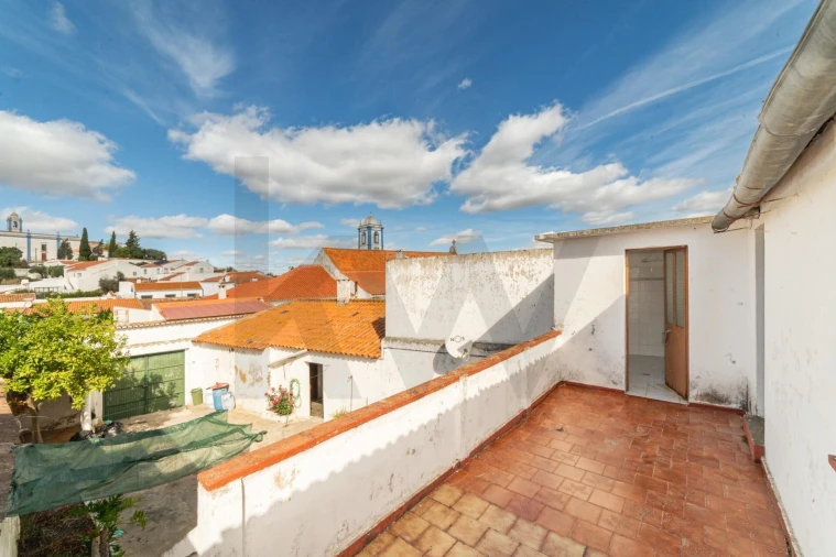 Moradia T4 para Venda em Messejana Foto 30