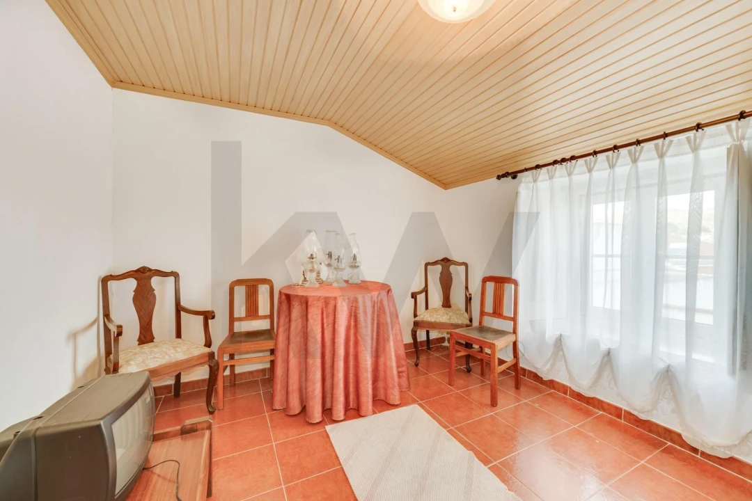 Moradia T4 para Venda em Messejana Foto 28