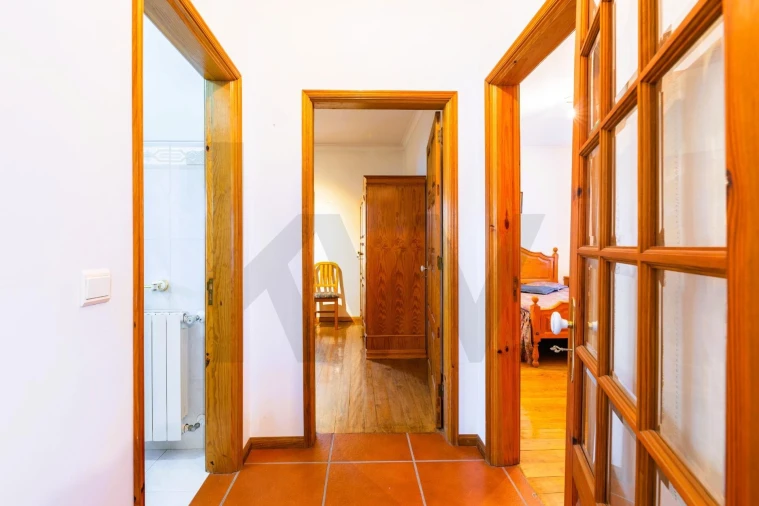 Moradia T4 para Venda em Abade de Neiva Foto 31