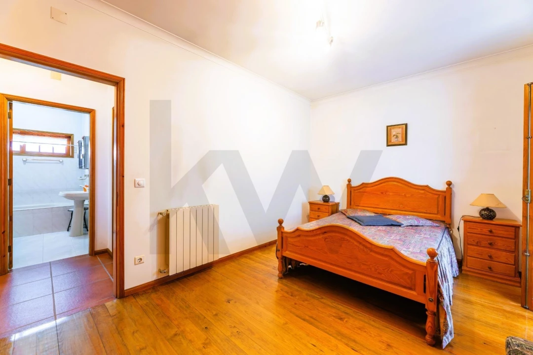 Moradia T4 para Venda em Abade de Neiva Foto 33