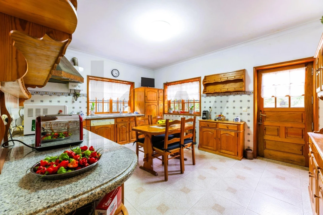 Moradia T4 para Venda em Abade de Neiva Foto 17