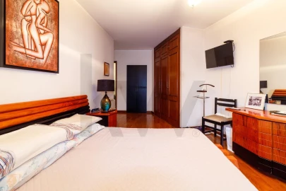 Apartamento T4 para Venda em Mafamude e Vilar do Paraíso