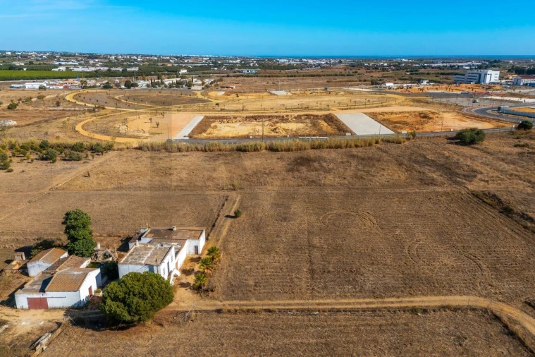 Terreno para Venda em Faro (Sé e São Pedro) Foto 19