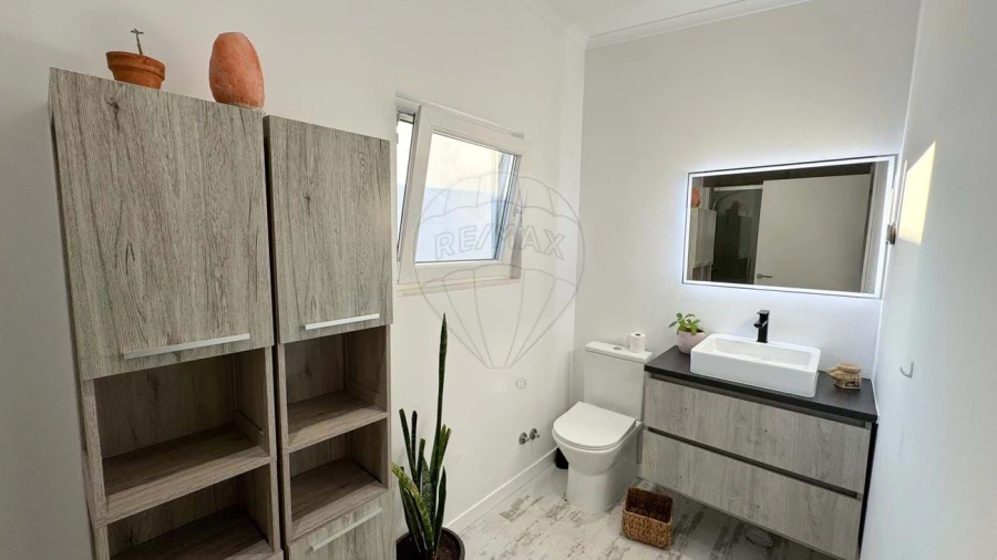 Moradia T2 para Venda em Rio de Mouro Foto 17