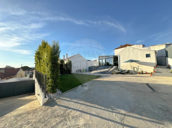 Moradia T2 para Venda em Rio de Mouro Foto 15