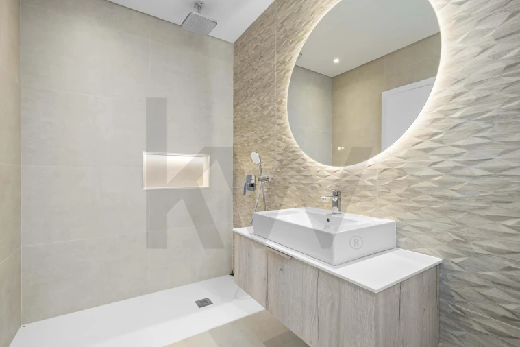 Moradia T3 para Venda em Arco da Calheta Foto 22