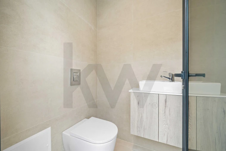 Moradia T3 para Venda em Arco da Calheta Foto 27