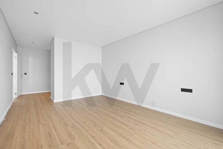 Moradia T3 para Venda em Arco da Calheta Foto 25