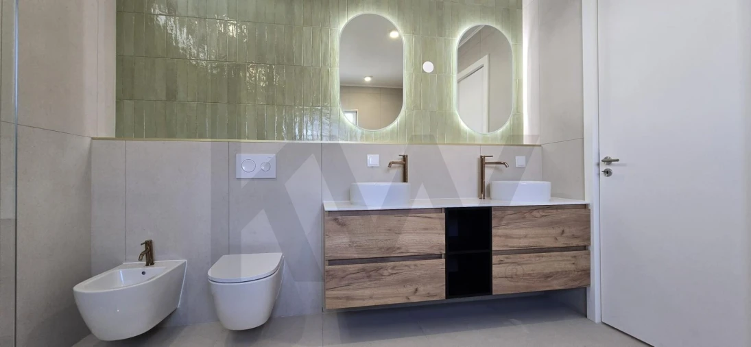 Moradia T4 para Venda em Rosto do Cão (São Roque) Foto 21