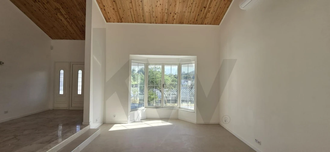 Moradia T4 para Venda em Rosto do Cão (São Roque) Foto 10