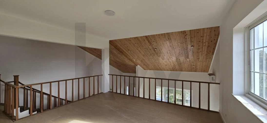 Moradia T4 para Venda em Rosto do Cão (São Roque) Foto 14