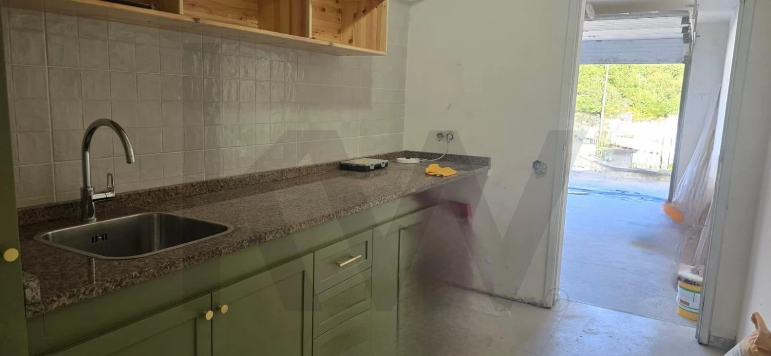 Moradia T4 para Venda em Rosto do Cão (São Roque) Foto 6