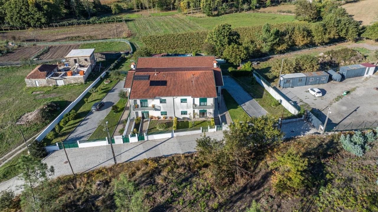 Moradia T3 para Venda em Monte Córdova Foto 33