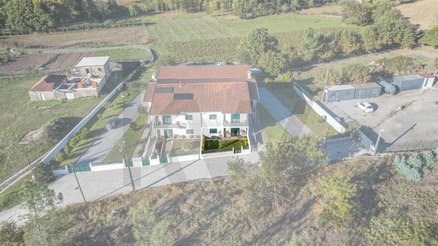 Moradia T3 para Venda em Monte Córdova Foto 22