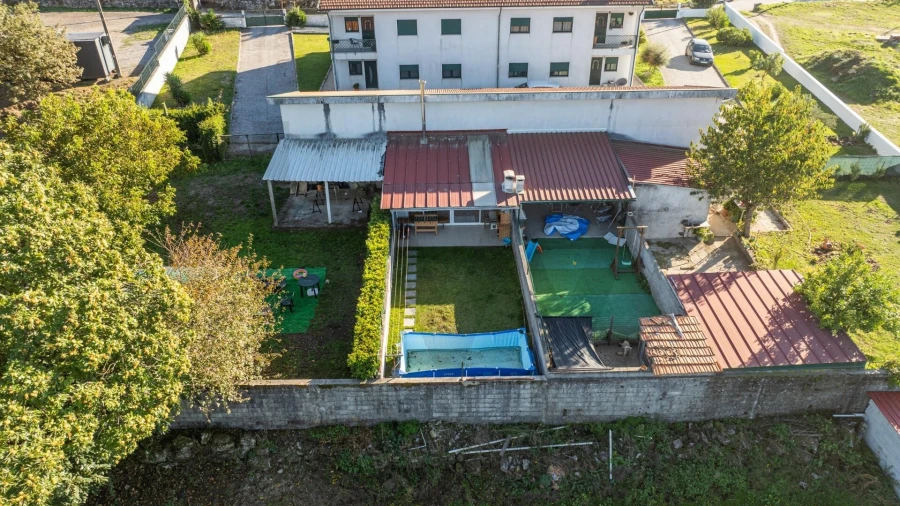 Moradia T3 para Venda em Monte Córdova Foto 26