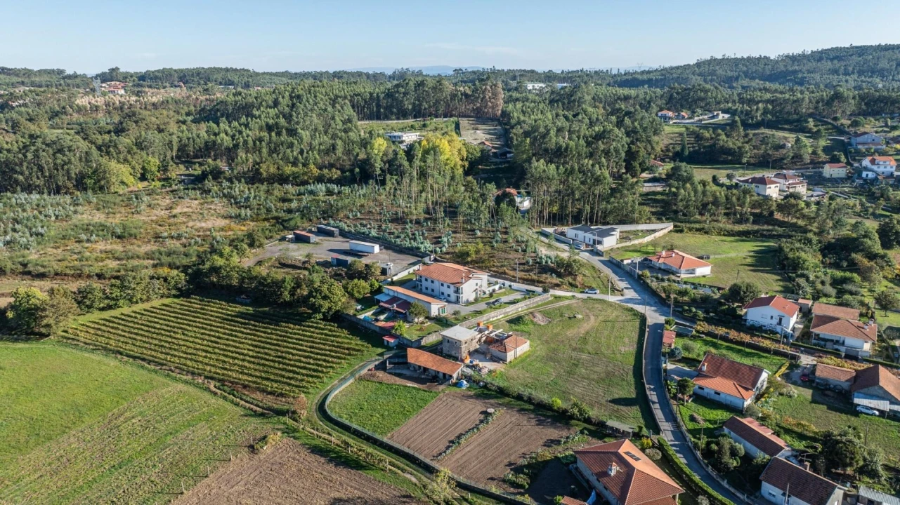 Moradia T3 para Venda em Monte Córdova Foto 29