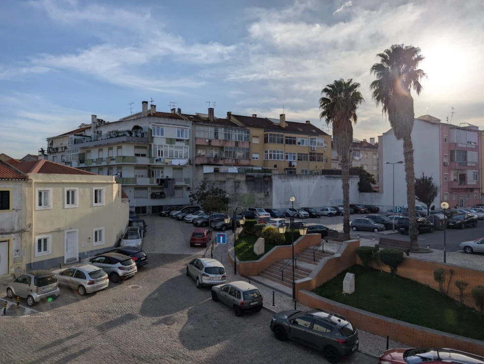 Apartamento T2 para Venda em Sacavém e Prior Velho Foto 27