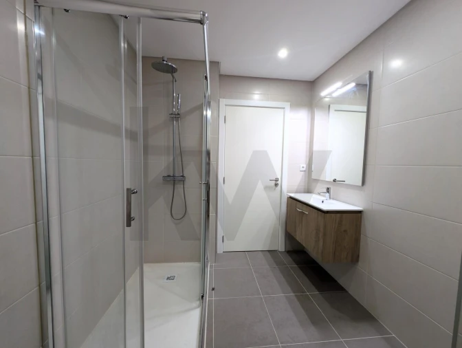 Apartamento T2 para Venda em Sacavém e Prior Velho Foto 22