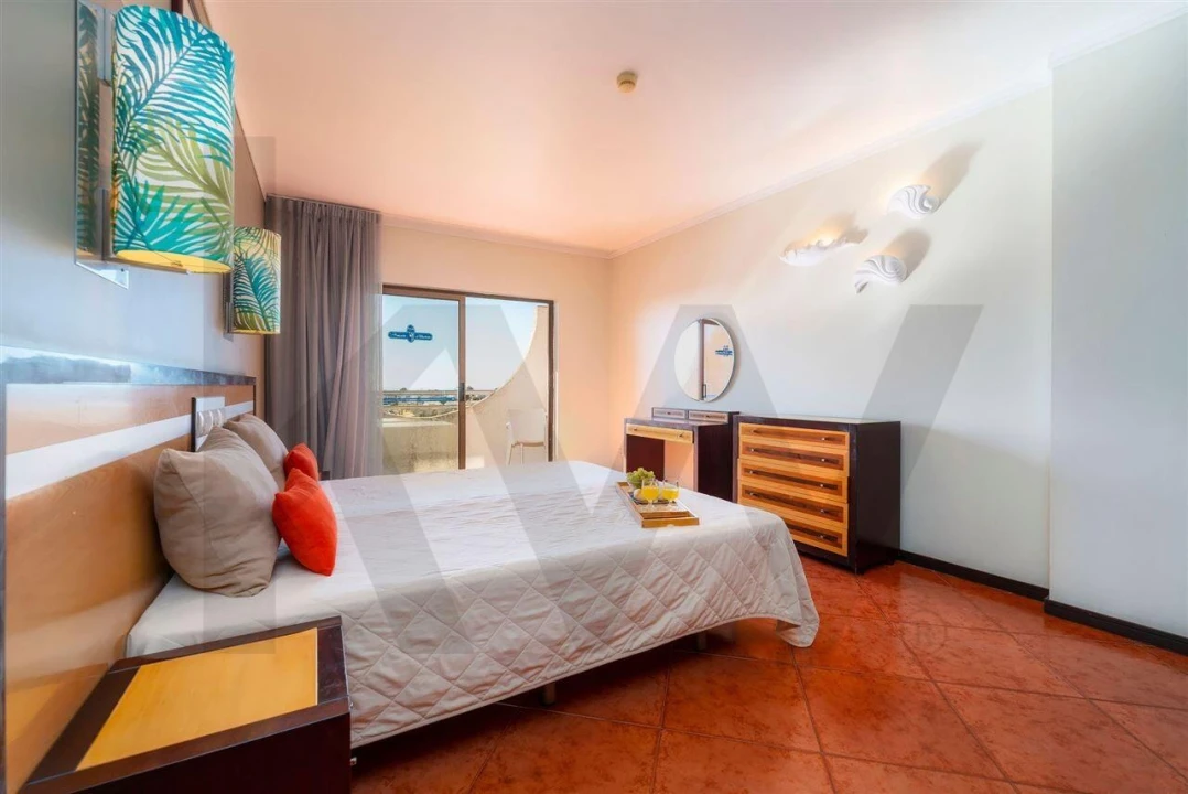 Apartamento T1 para Venda em Albufeira e Olhos de Água Foto 3