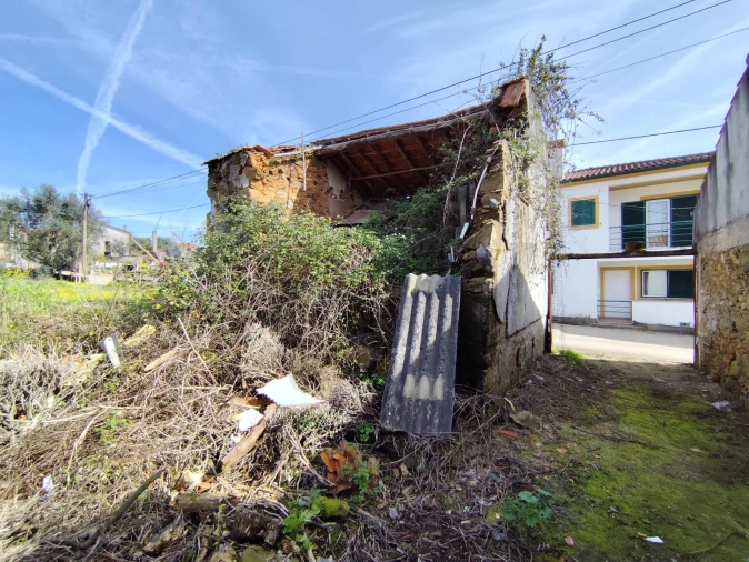 Moradia T2 para Venda em Arrifana Foto 6