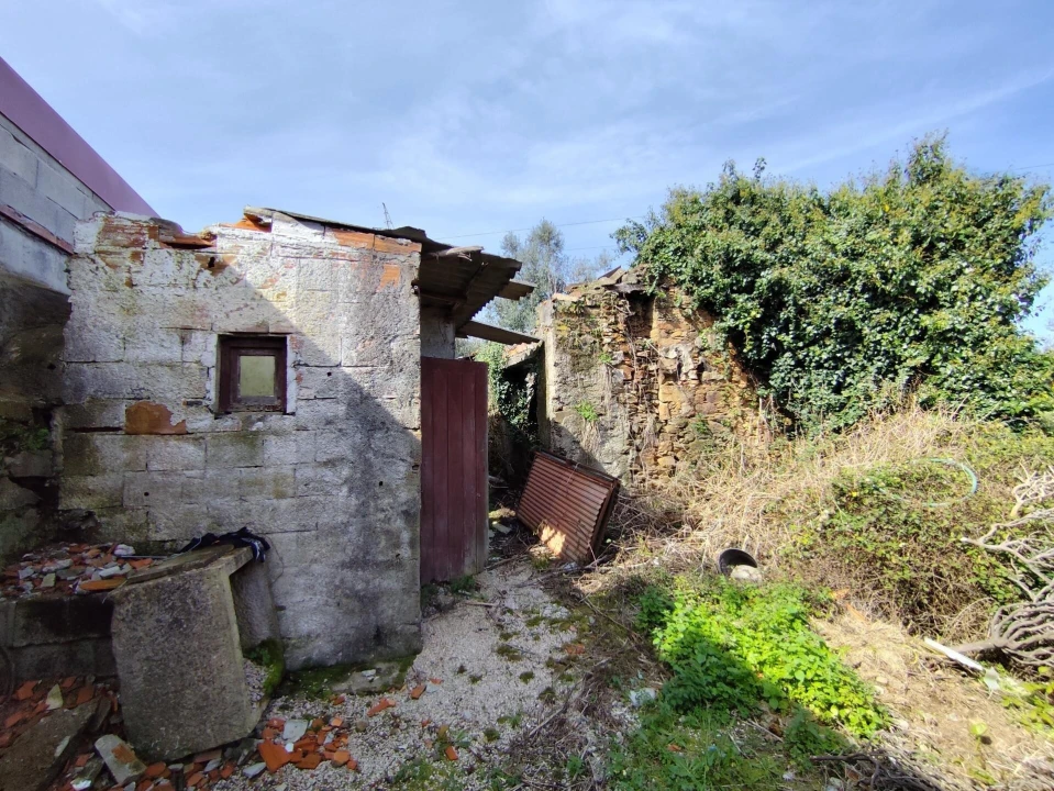 Moradia T2 para Venda em Arrifana Foto 7