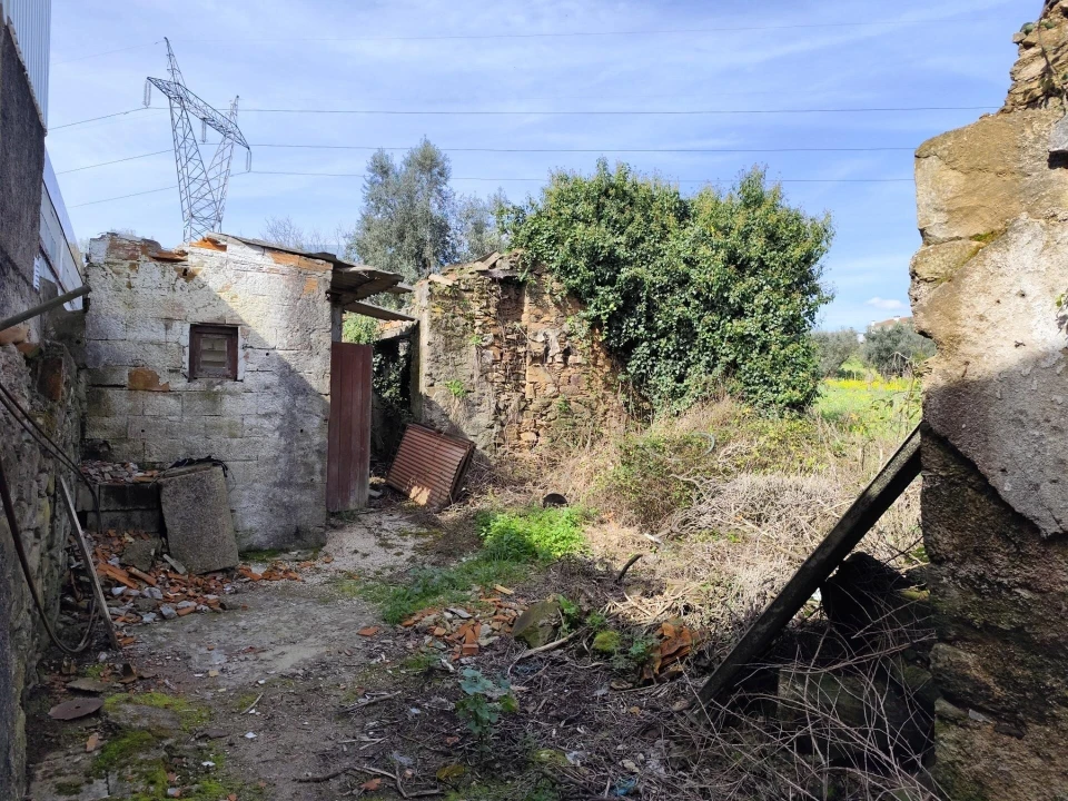 Moradia T2 para Venda em Arrifana Foto 5