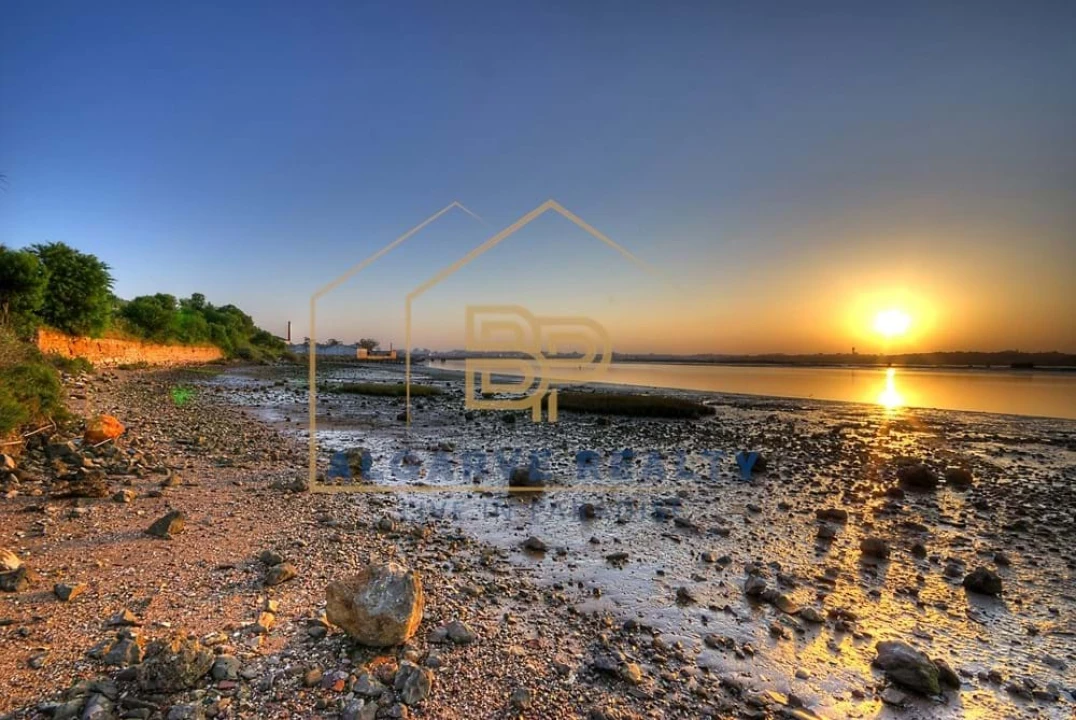 Terreno para Venda em Estômbar e Parchal Foto 7