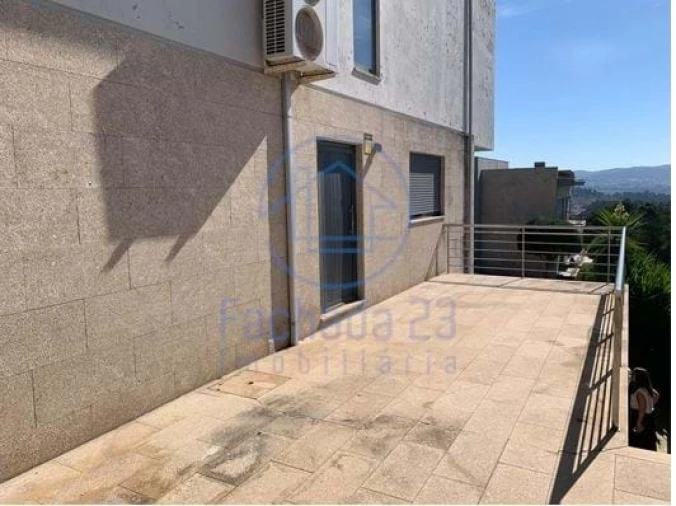 Moradia T3 para Venda em Louredo Foto 19