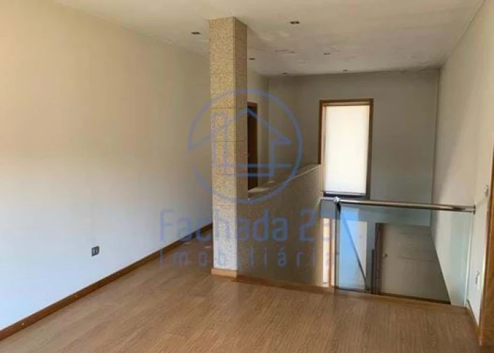 Moradia T3 para Venda em Louredo Foto 17