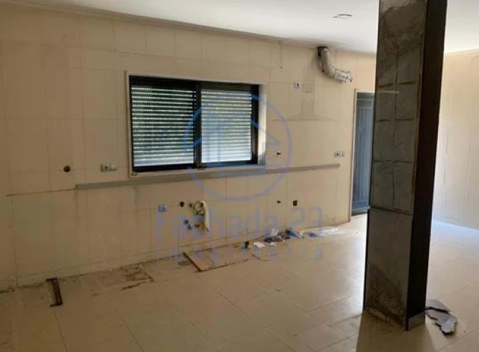 Moradia T3 para Venda em Louredo Foto 16