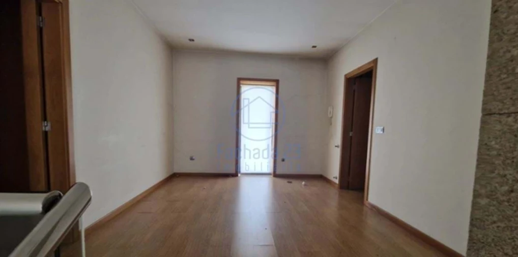 Moradia T3 para Venda em Louredo Foto 9