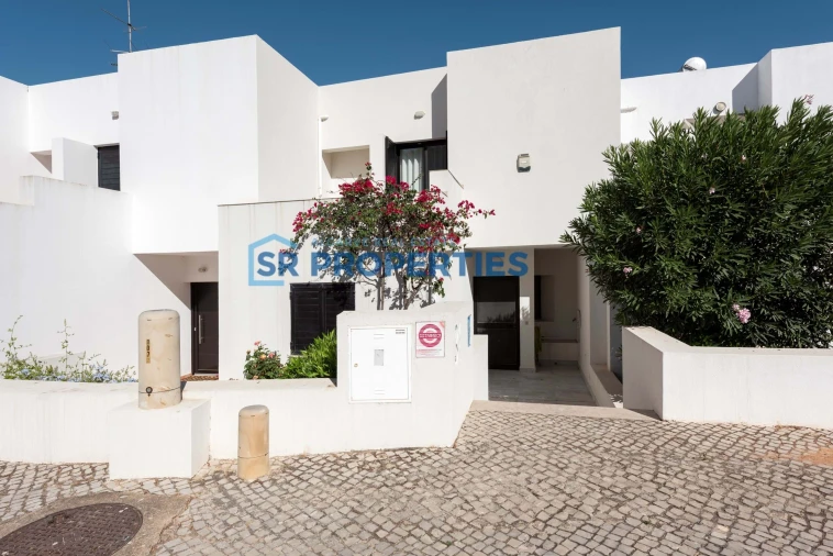 Moradia T3 para Venda em Quarteira Foto 19