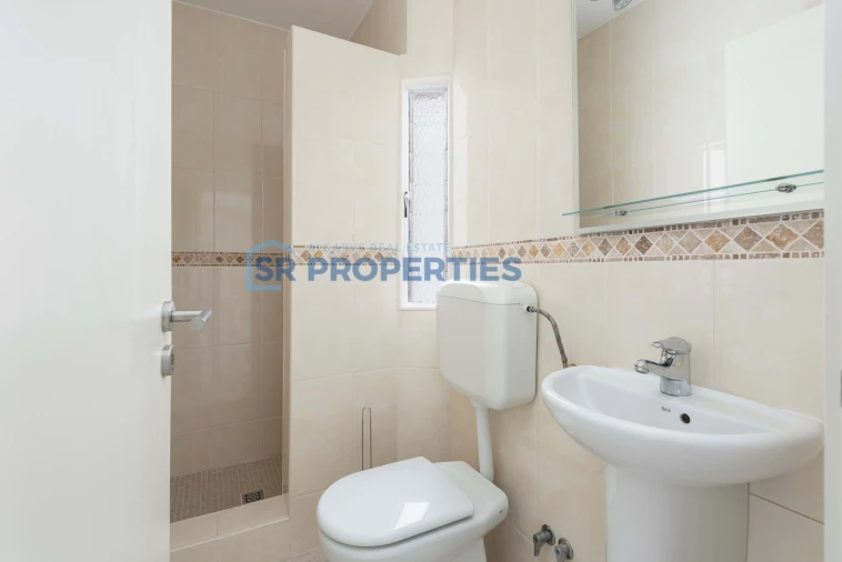 Moradia T3 para Venda em Quarteira Foto 17