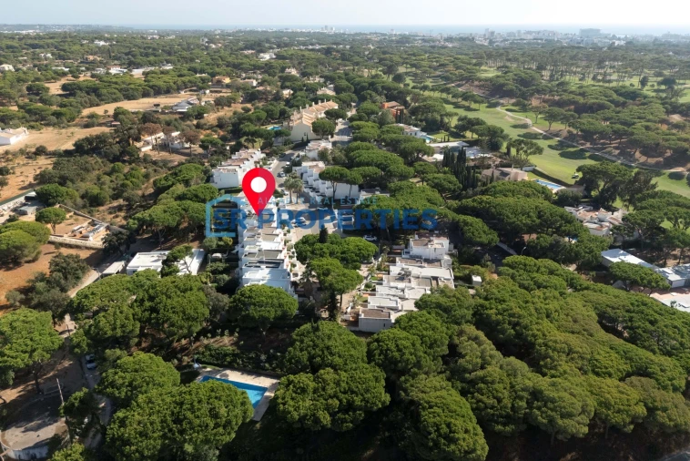 Moradia T3 para Venda em Quarteira Foto 22