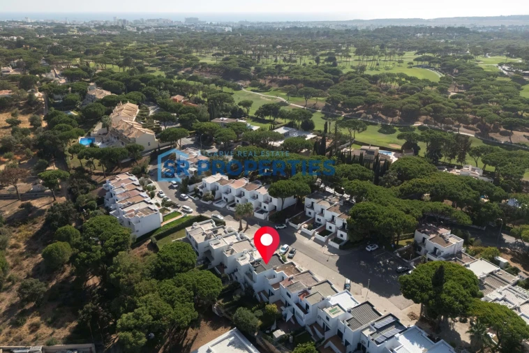 Moradia T3 para Venda em Quarteira Foto 31