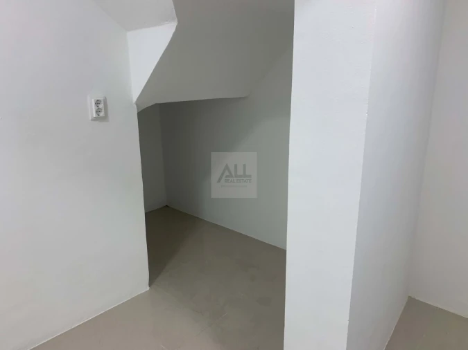 Negócio para Venda em Lagos (São Sebastião e Santa Maria) Foto 17