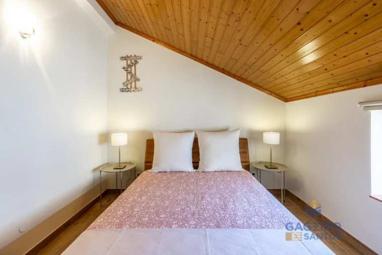 Moradia T1 para Venda em São Martinho do Porto Foto 24