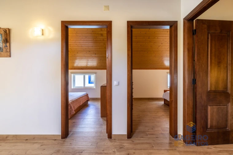 Moradia T1 para Venda em São Martinho do Porto Foto 25